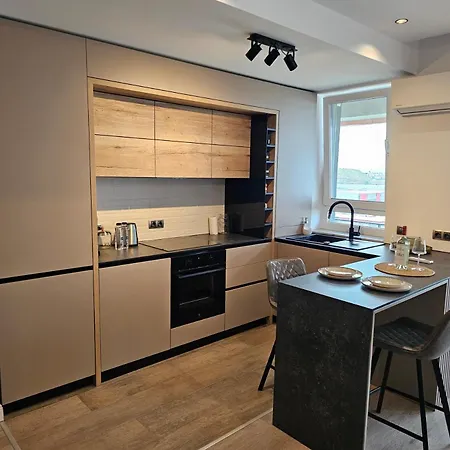 Moos Topview Apartman Brassó